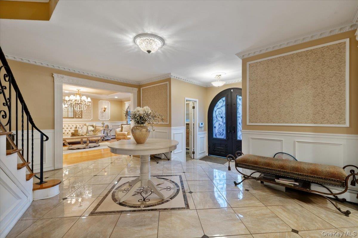 Single Family Caledonia Suffolk County, NY 11746, MLS-927453-5