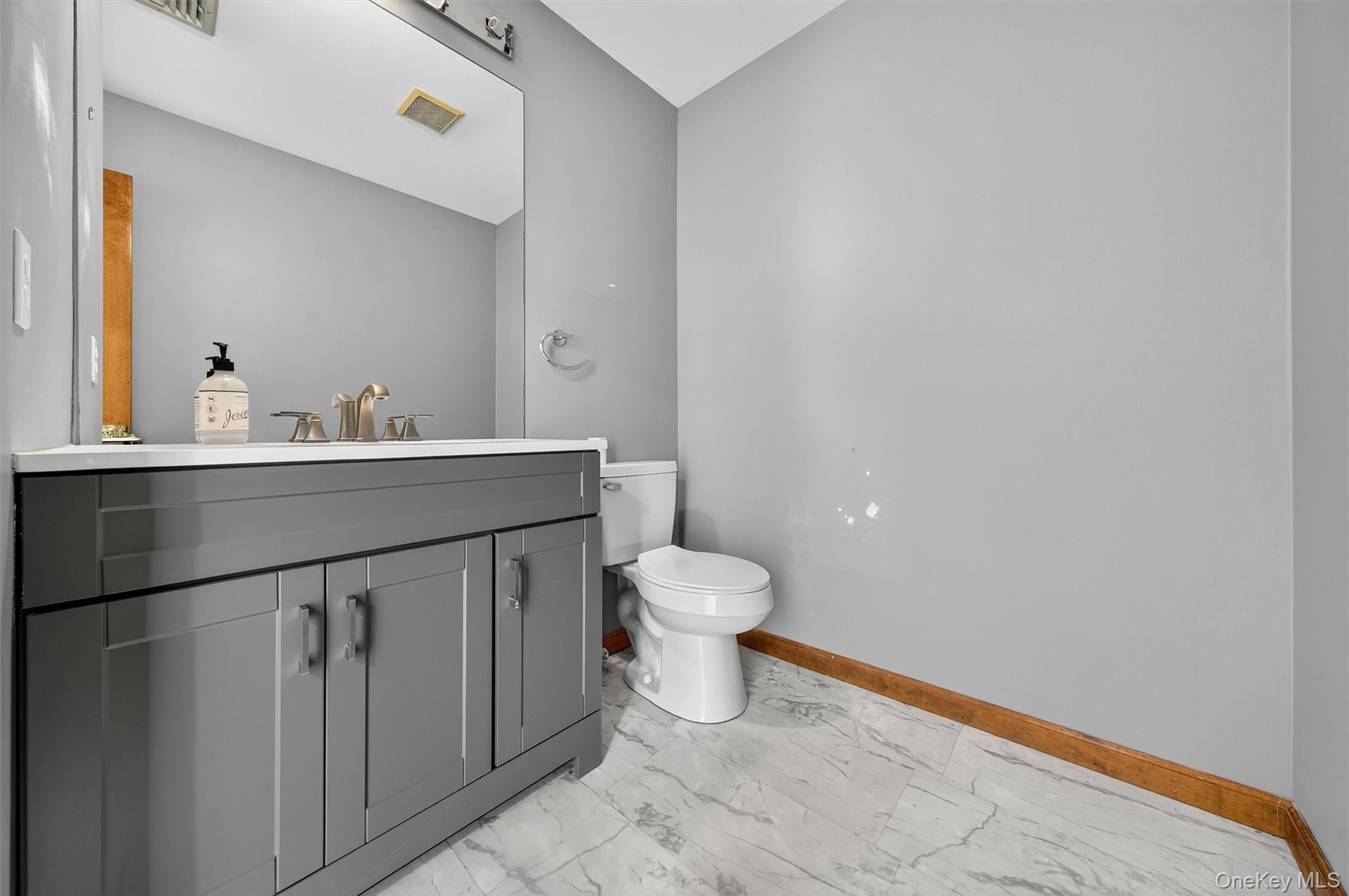 Single Family Oxford Orange County, NY 10918, MLS-927454-24