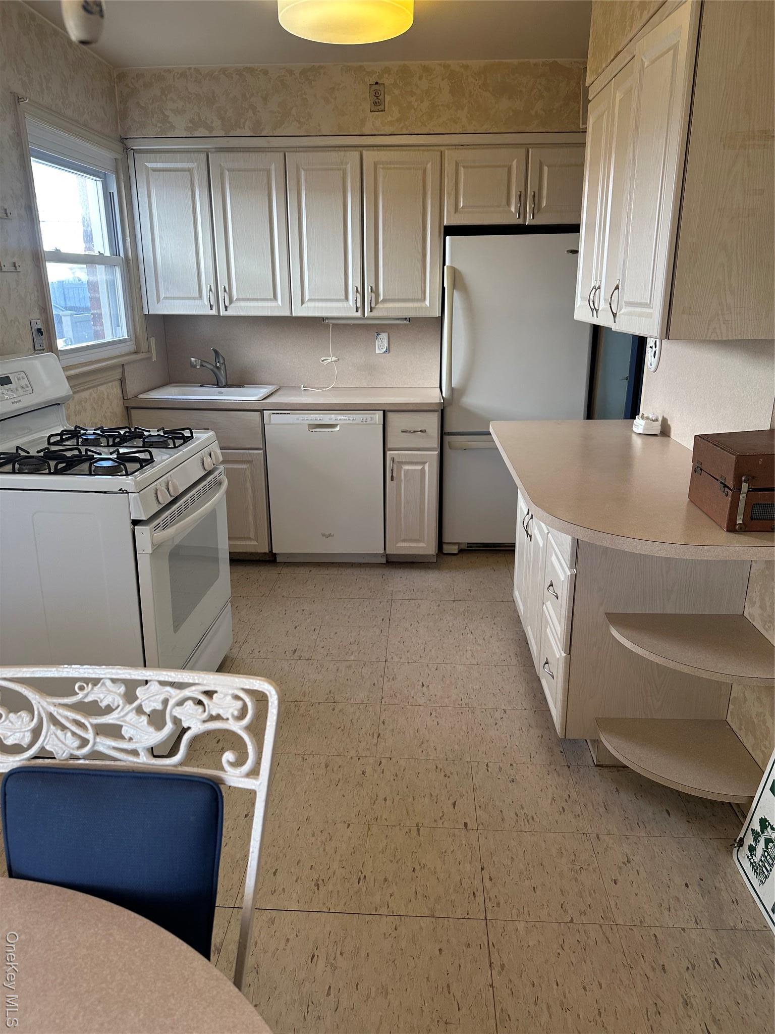 Single Family 258th  Queens, NY 11004, MLS-927472-4