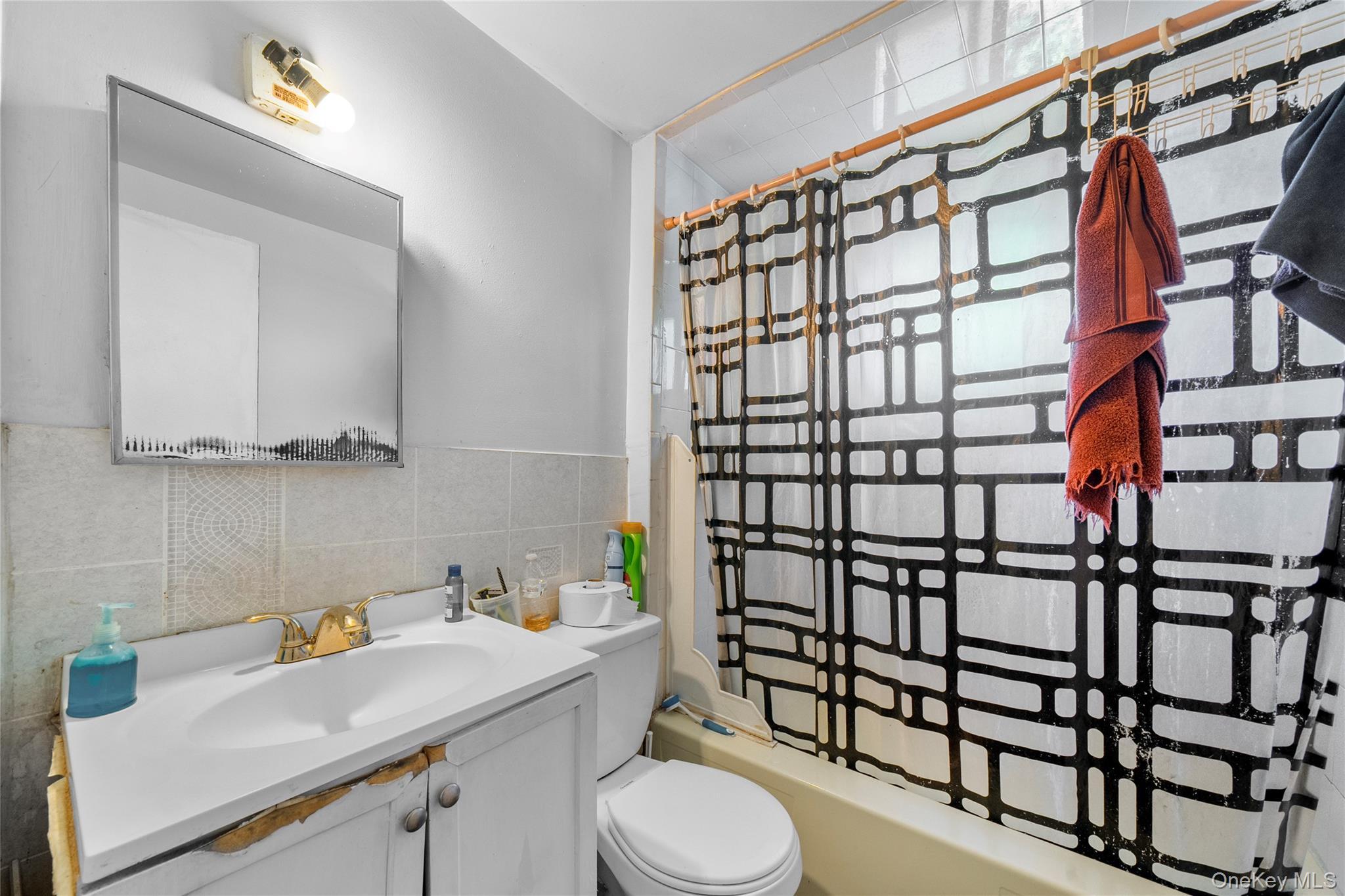 Single Family Harrison  Suffolk County, NY 11706, MLS-927491-11