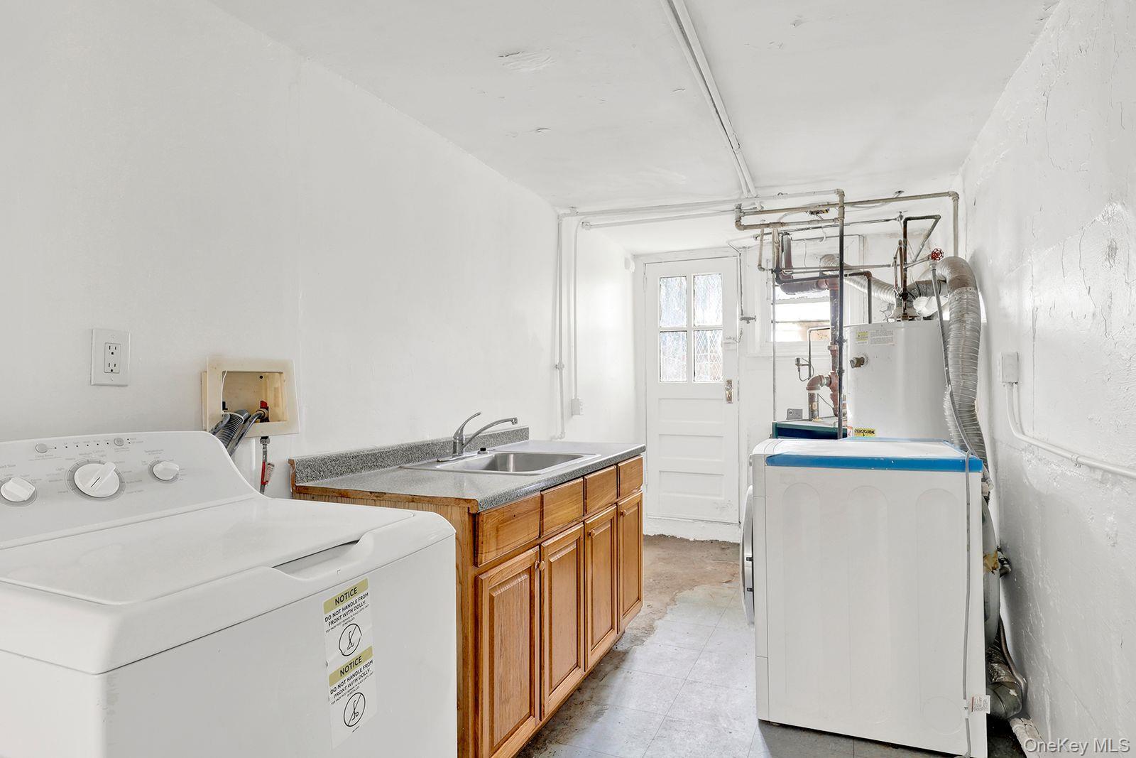 Single Family 62nd  Queens, NY 11375, MLS-927498-21