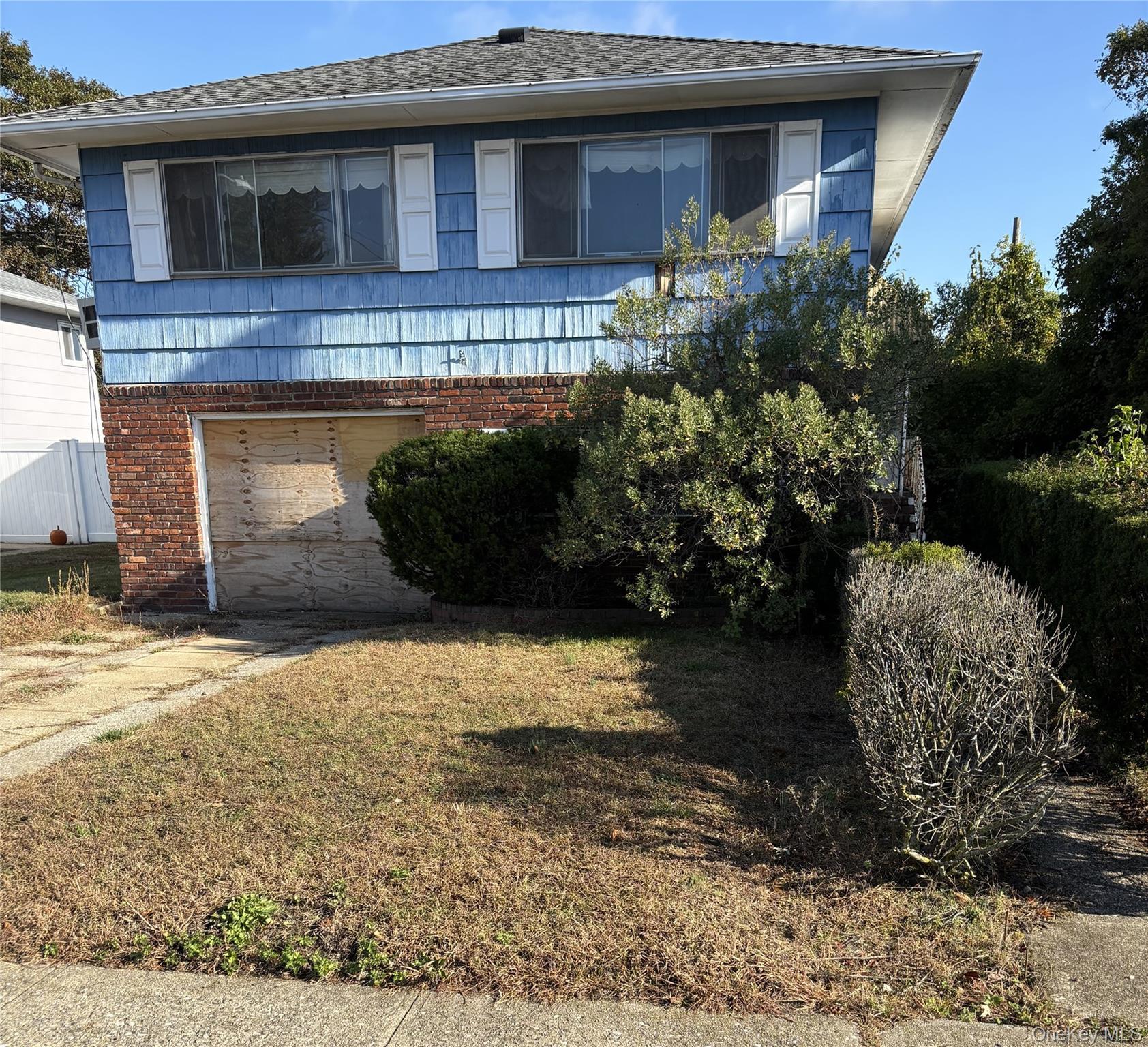 Single Family Florida  Nassau County, NY 11558, MLS-927519-2