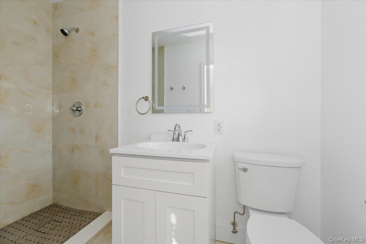 Single Family Linda Nassau County, NY 11598, MLS-927524-14