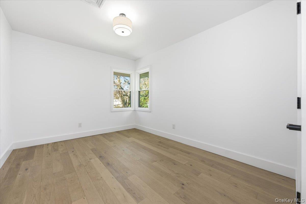 Single Family Linda Nassau County, NY 11598, MLS-927524-15