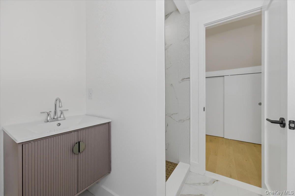 Single Family Linda Nassau County, NY 11598, MLS-927524-18