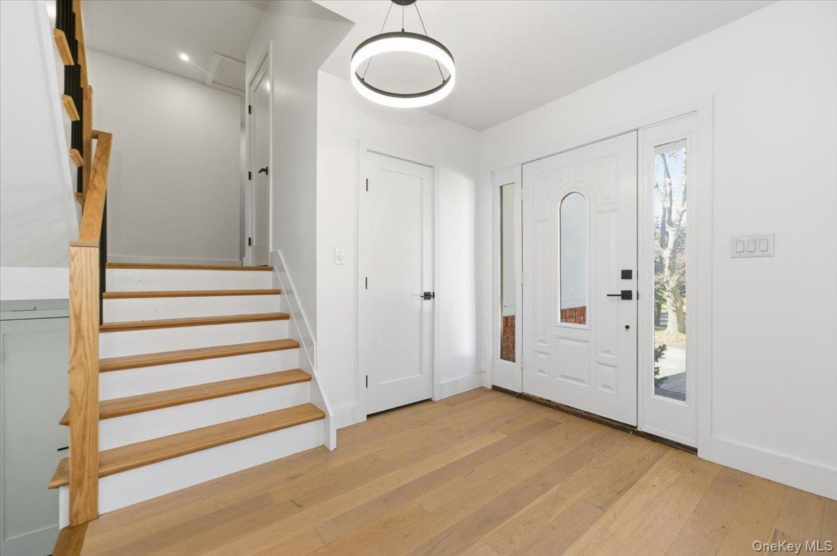 Single Family Linda Nassau County, NY 11598, MLS-927524-3