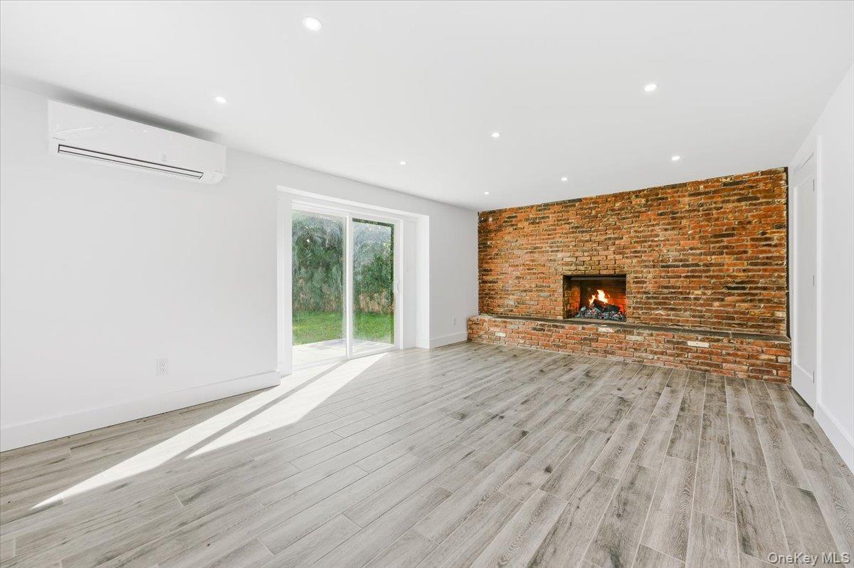 Single Family Linda Nassau County, NY 11598, MLS-927524-7