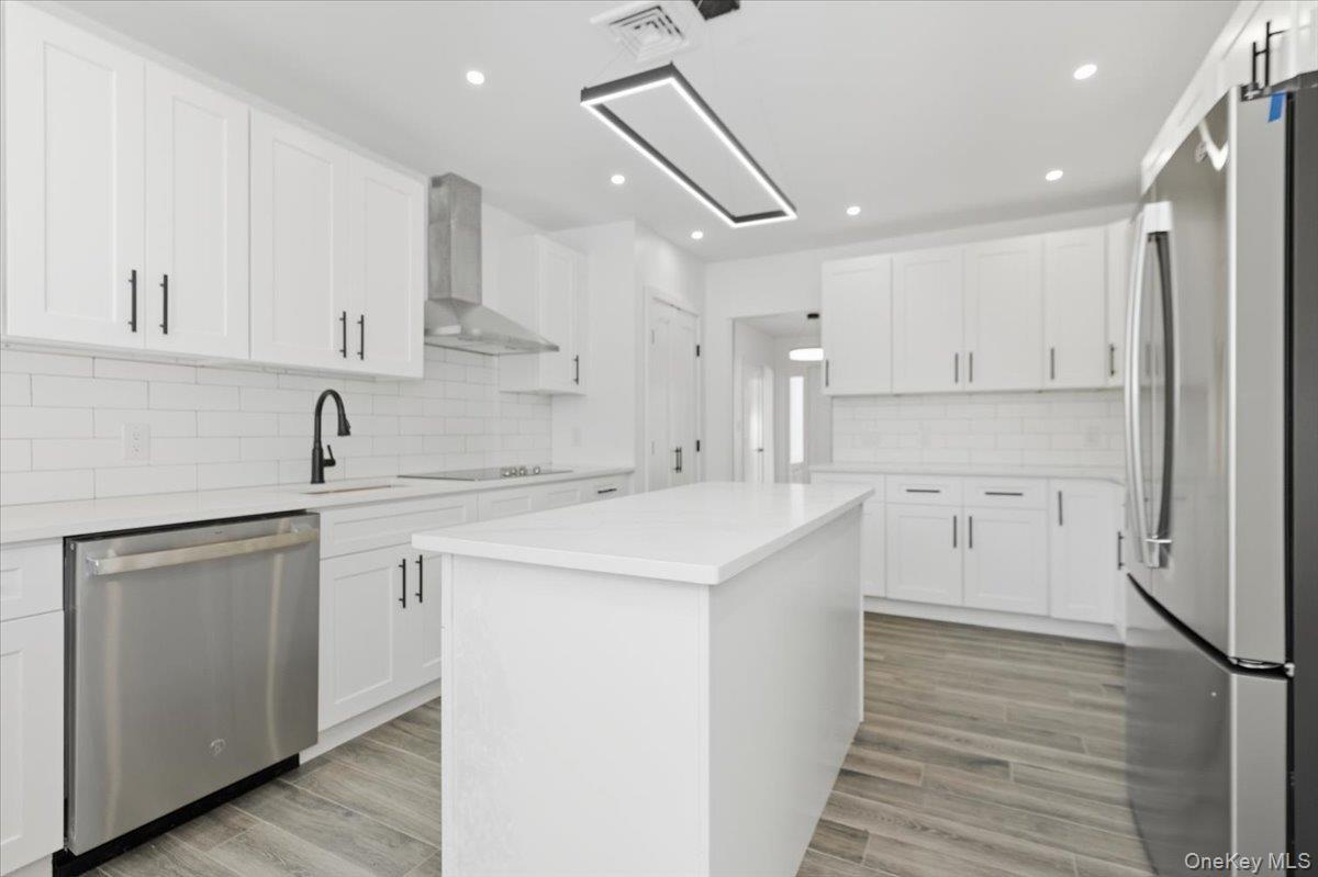 Single Family Linda Nassau County, NY 11598, MLS-927524-9