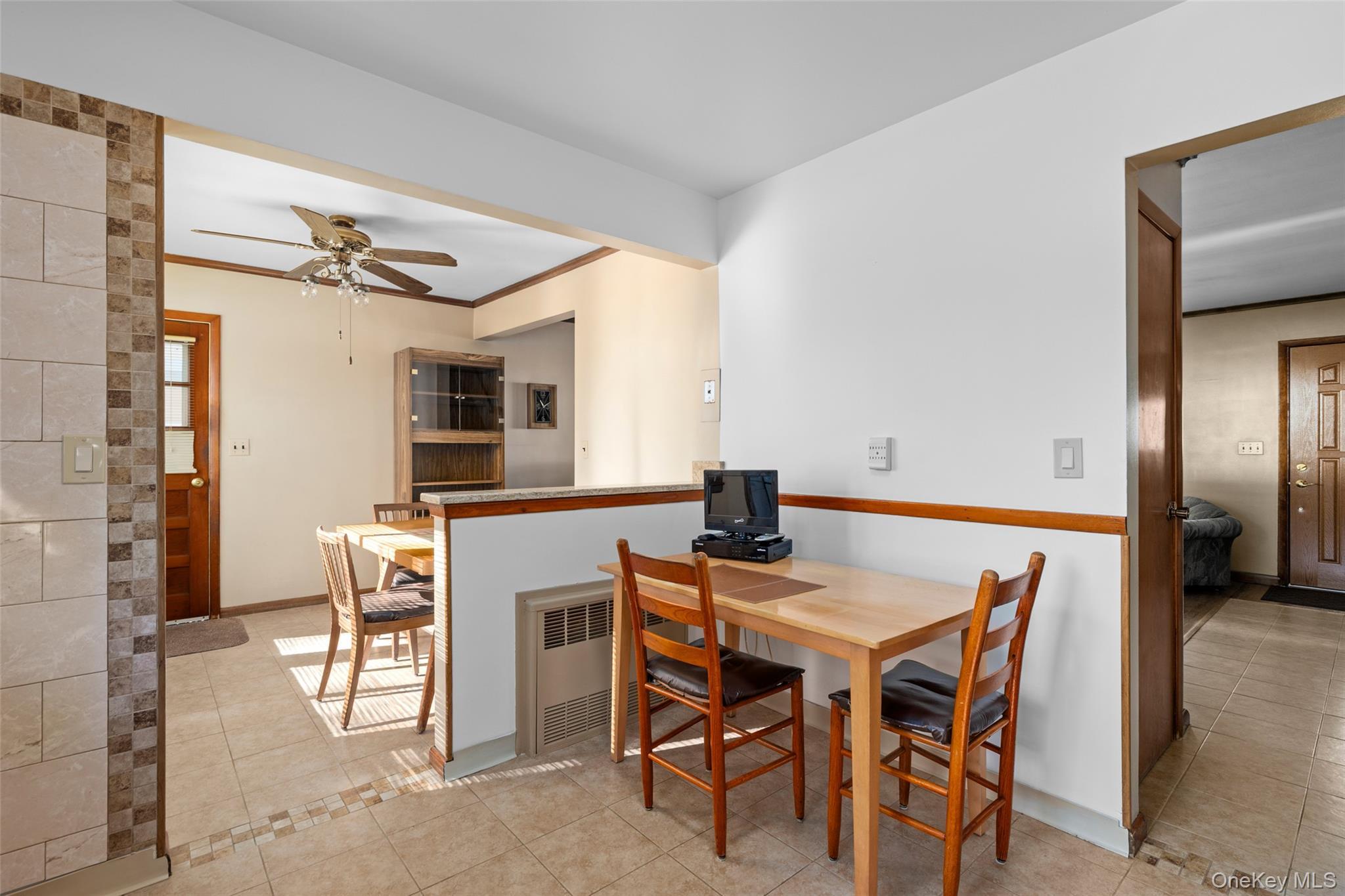 Single Family Hamilton  Nassau County, NY 11710, MLS-927525-7