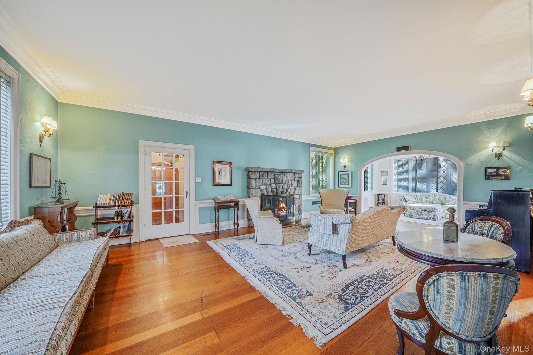 Single Family Midland Queens, NY 11432, MLS-927527-5