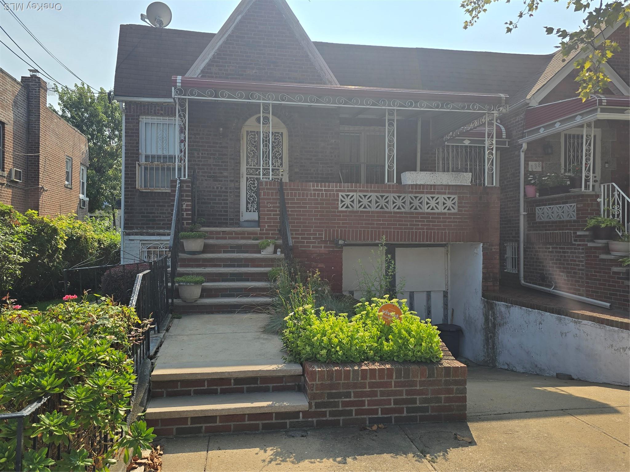 Single Family East 88 Street  Brooklyn, NY 11236, MLS-927545-13