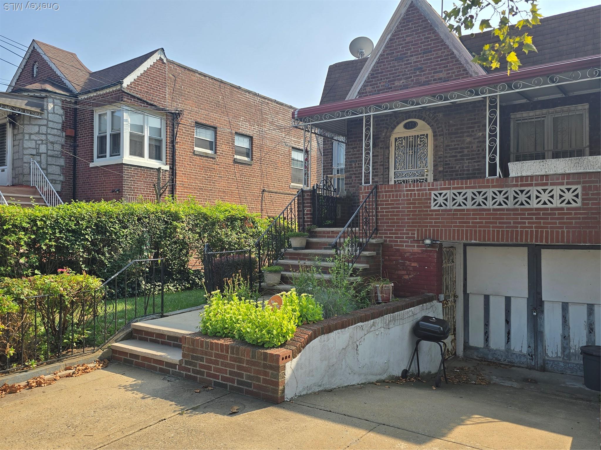 Single Family East 88 Street  Brooklyn, NY 11236, MLS-927545-9