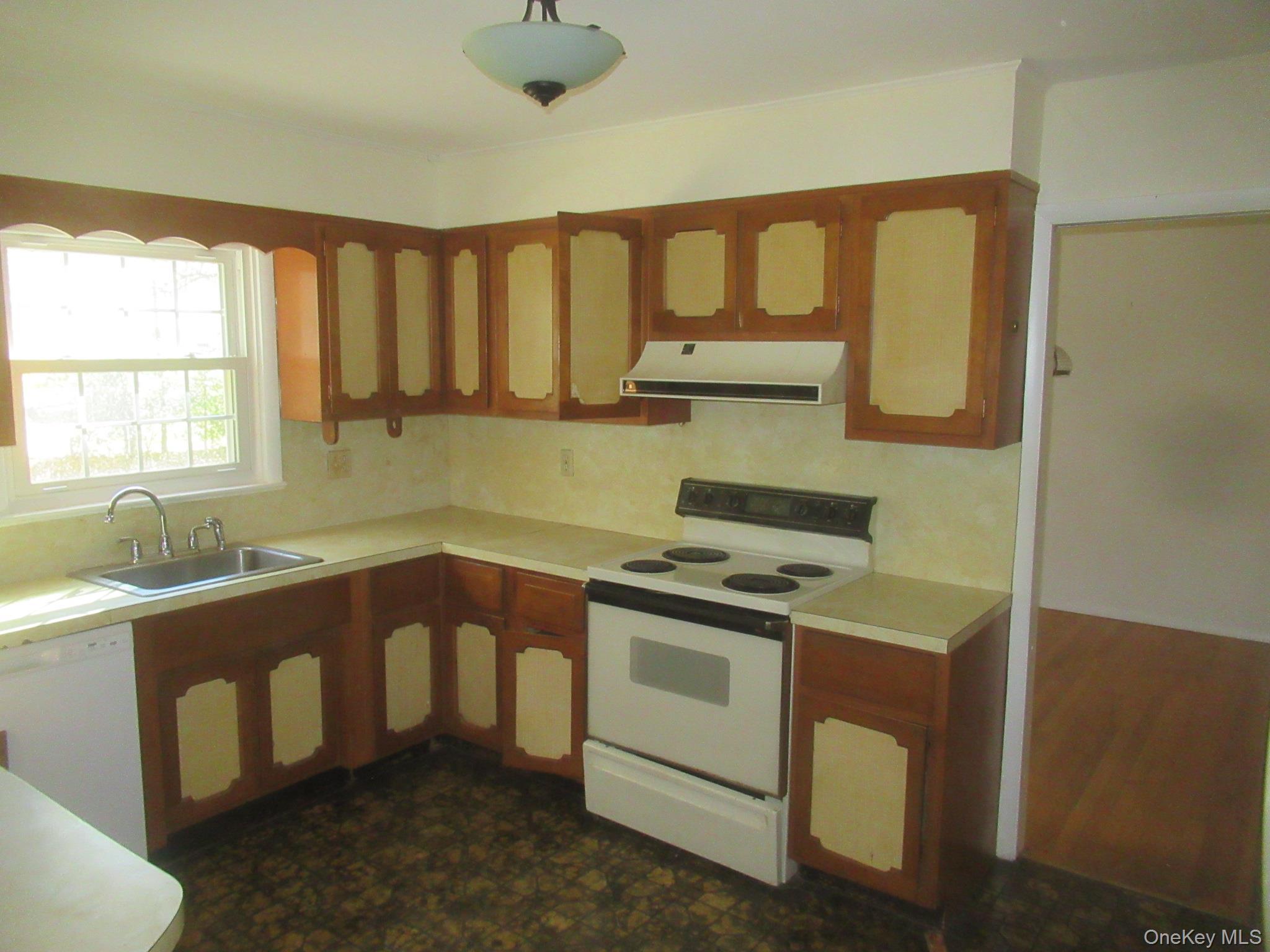 Single Family Brothers Dutchess County, NY 12590, MLS-927551-17