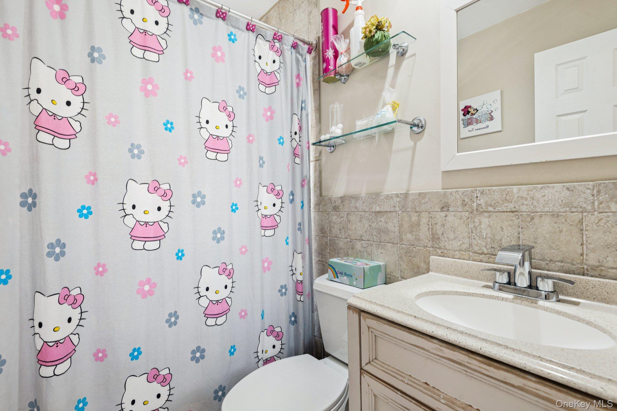 Single Family Elm  Nassau County, NY 11801, MLS-927568-12