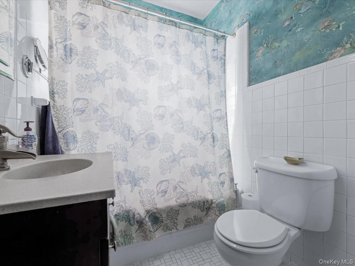 Single Family Henley  Queens, NY 11432, MLS-927584-17