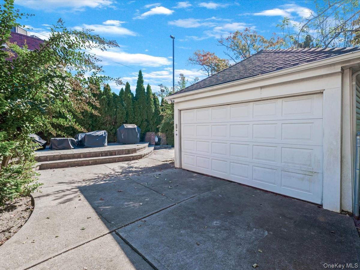 Single Family Henley  Queens, NY 11432, MLS-927584-18