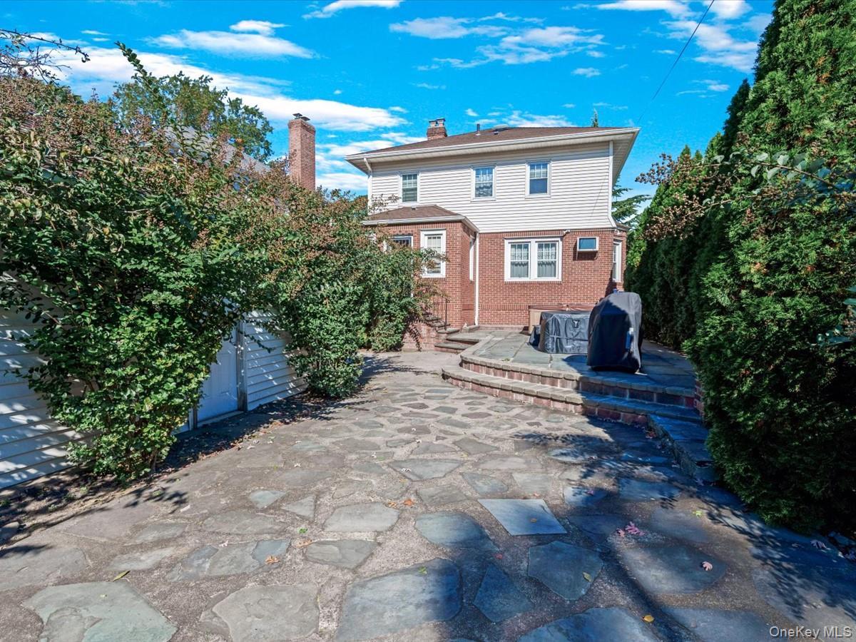 Single Family Henley  Queens, NY 11432, MLS-927584-23