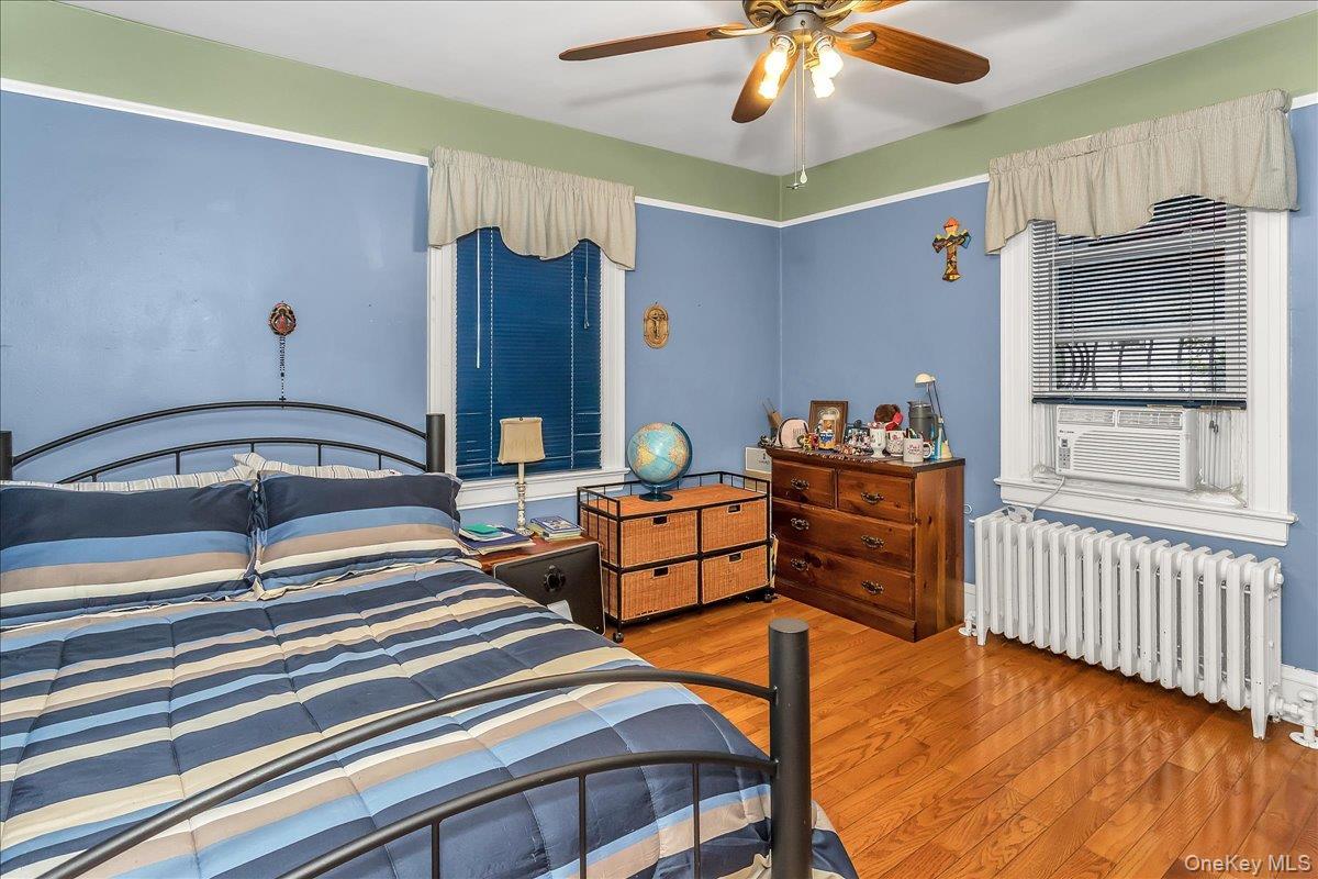 Single Family Hayden  Nassau County, NY 11024, MLS-927591-11