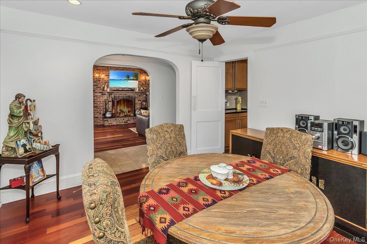 Single Family Hayden  Nassau County, NY 11024, MLS-927591-6