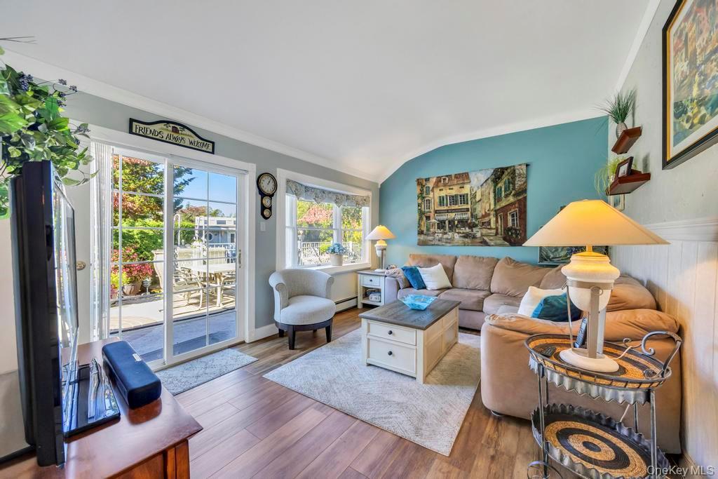 Single Family Longstreet  Suffolk County, NY 11755, MLS-927595-11