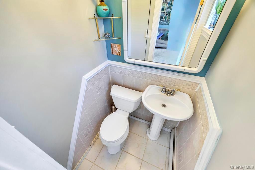 Single Family Longstreet  Suffolk County, NY 11755, MLS-927595-14