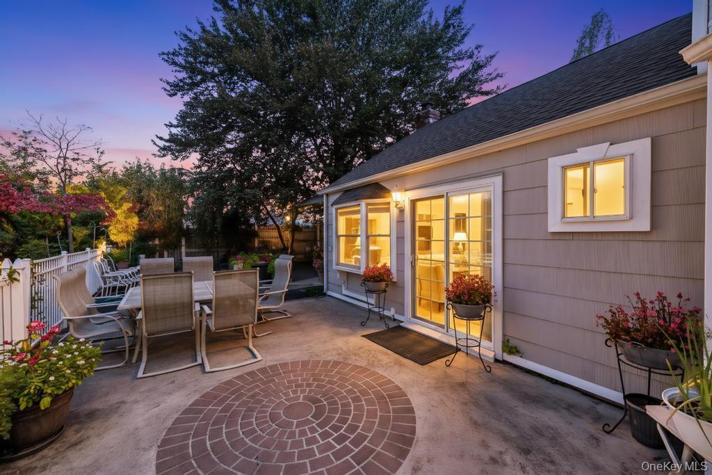 Single Family Longstreet  Suffolk County, NY 11755, MLS-927595-32