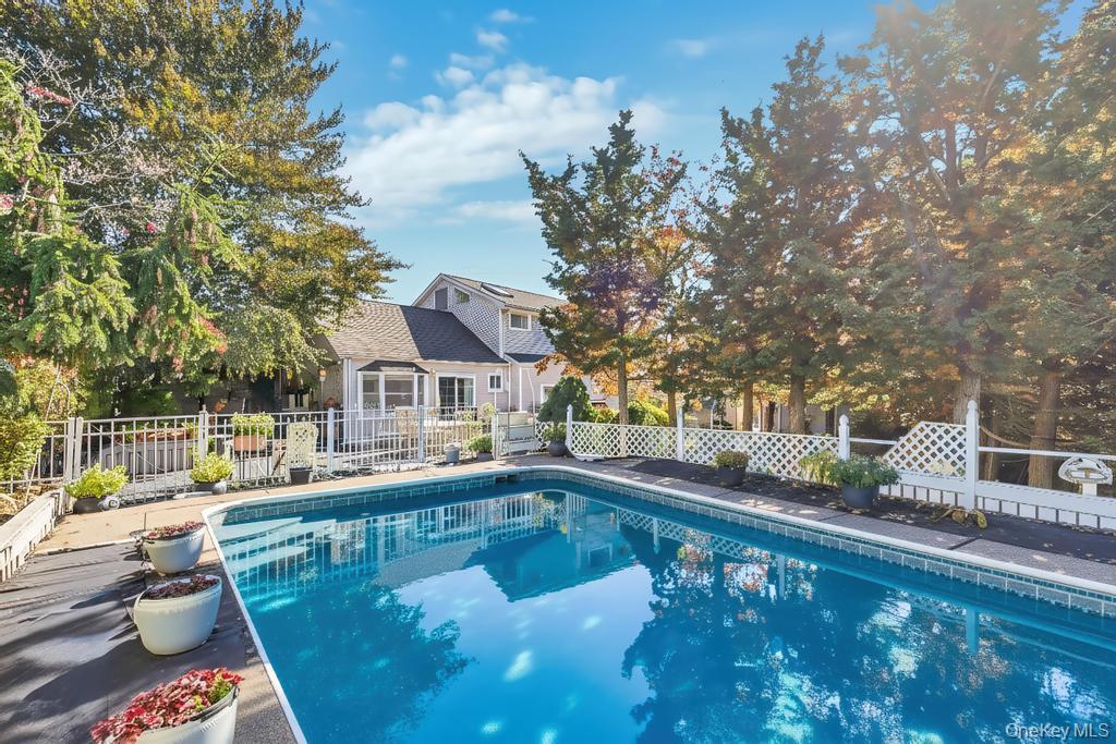 Single Family Longstreet  Suffolk County, NY 11755, MLS-927595-41