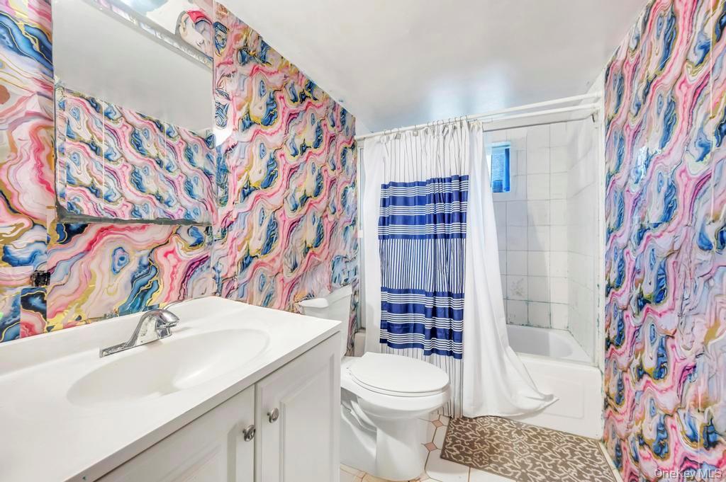 Single Family Francisco Suffolk County, NY 11722, MLS-927596-19