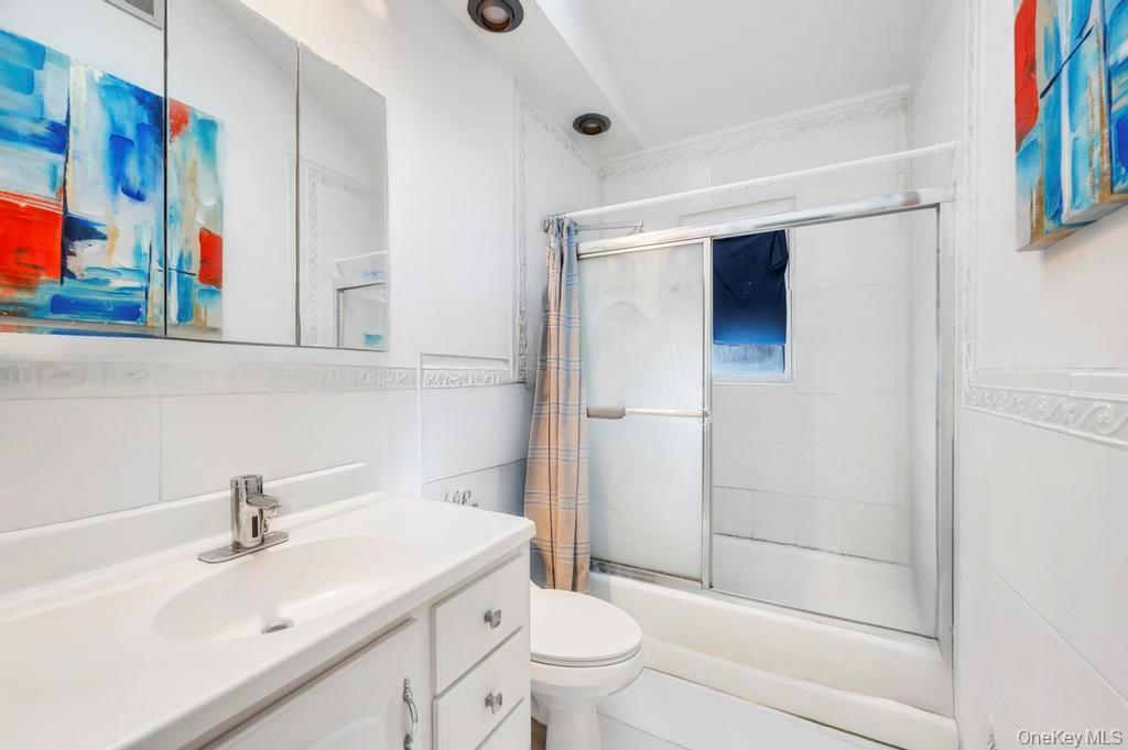 Single Family Francisco Suffolk County, NY 11722, MLS-927596-7