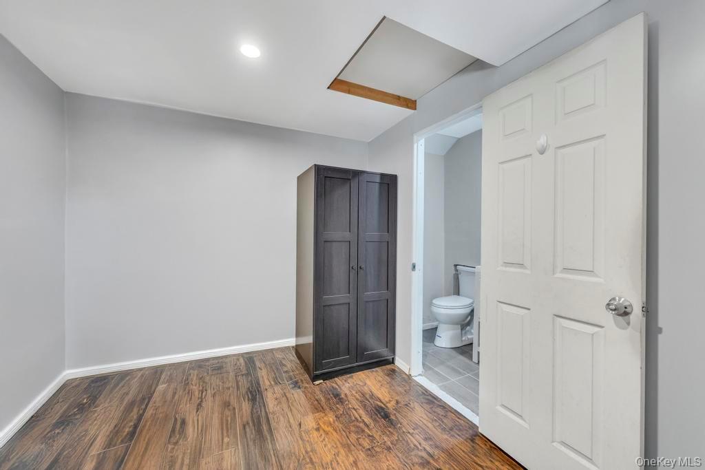 Single Family Bedford Suffolk County, NY 11749, MLS-927608-15