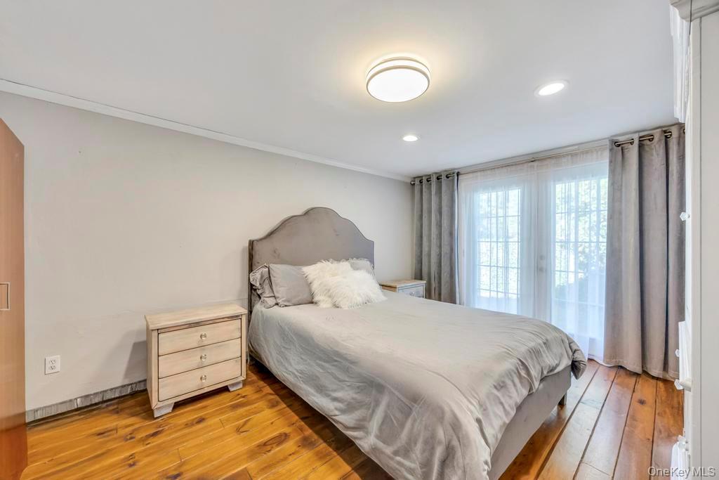 Single Family Bedford Suffolk County, NY 11749, MLS-927608-24