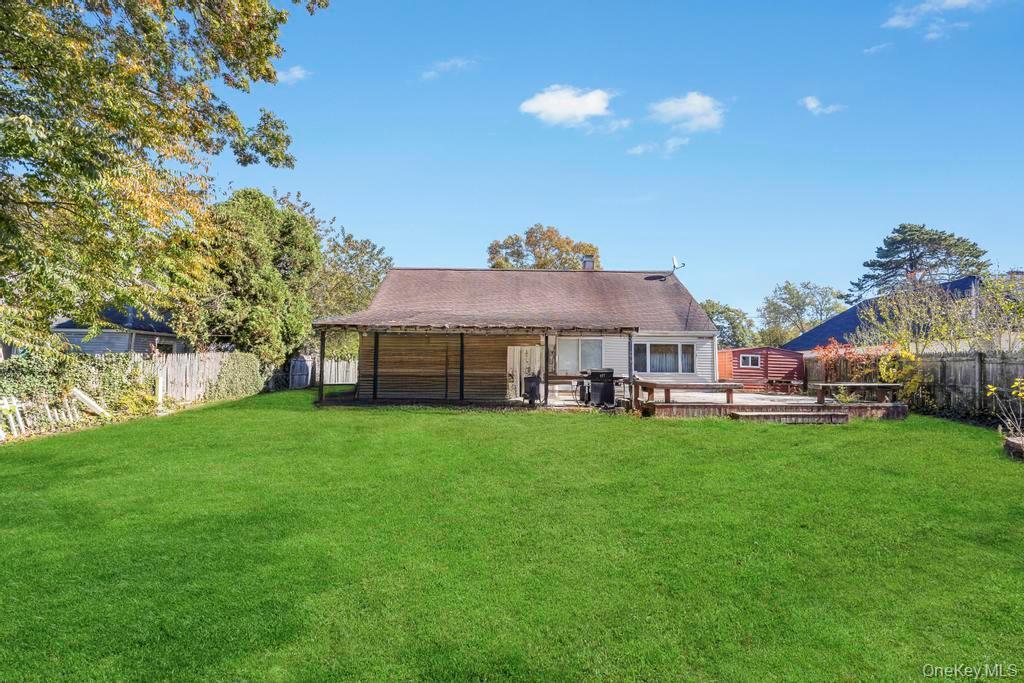 Single Family Bedford Suffolk County, NY 11749, MLS-927608-29