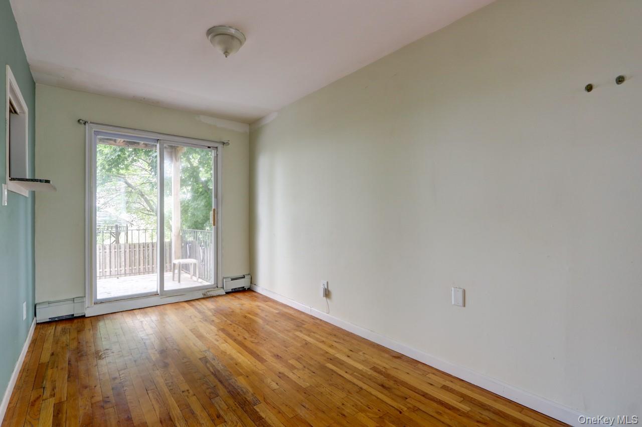 Single Family Waterview Street Queens, NY 11691, MLS-927617-2
