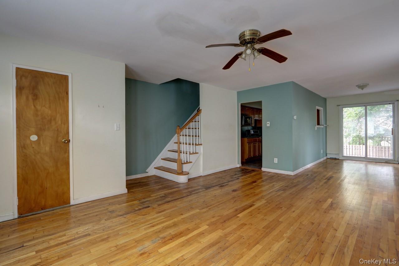 Single Family Waterview Street Queens, NY 11691, MLS-927617-6