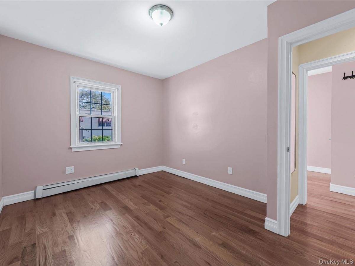 Single Family 205th  Queens, NY 11412, MLS-927622-11