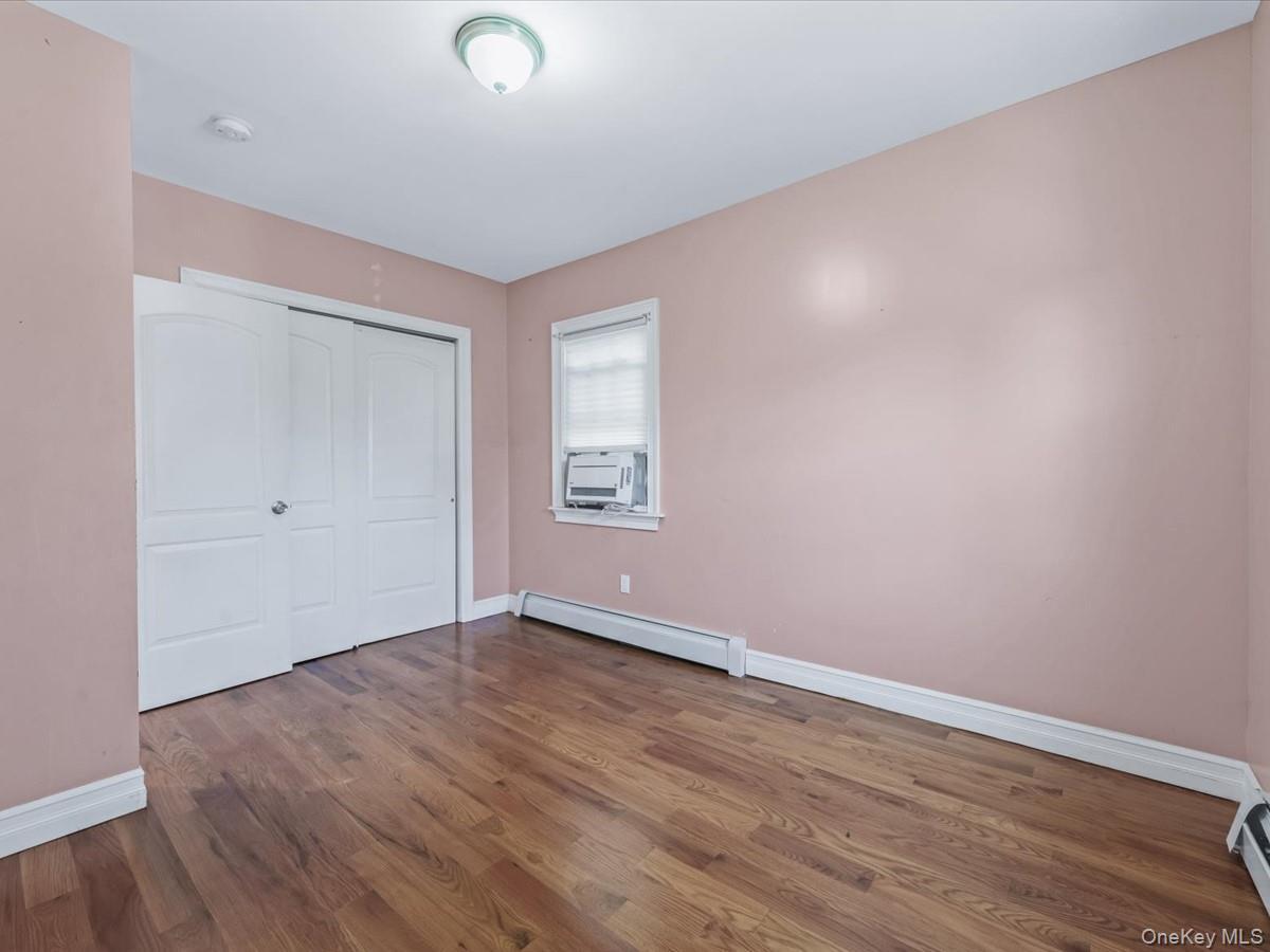 Single Family 205th  Queens, NY 11412, MLS-927622-12