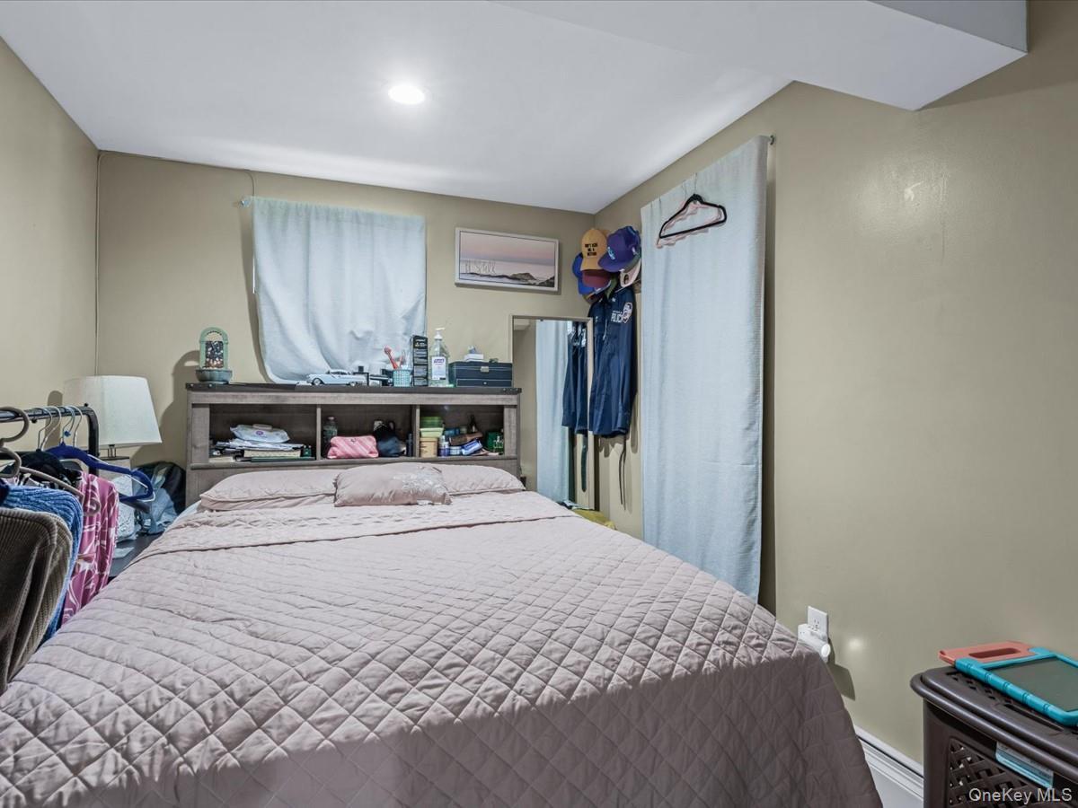 Single Family 205th  Queens, NY 11412, MLS-927622-16