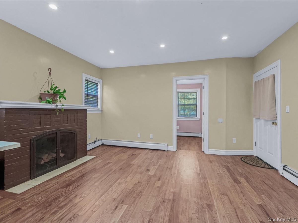 Single Family 205th  Queens, NY 11412, MLS-927622-4