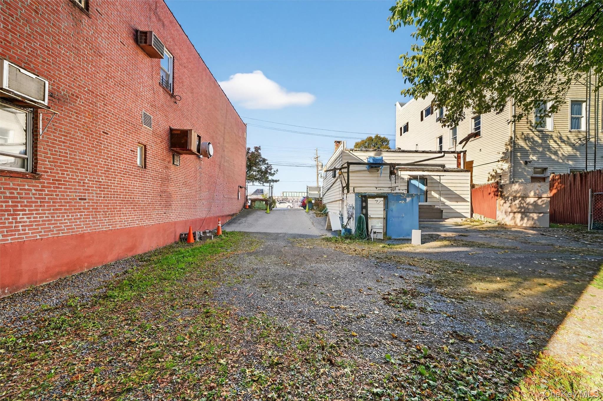 Commercial Sale City Island  Bronx, NY 10464, MLS-927625-24