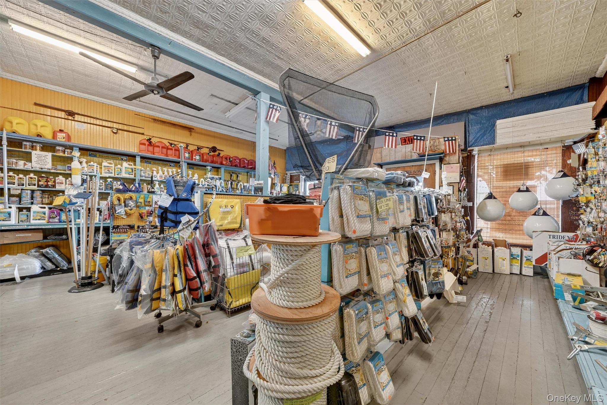 Commercial Sale City Island  Bronx, NY 10464, MLS-927625-5