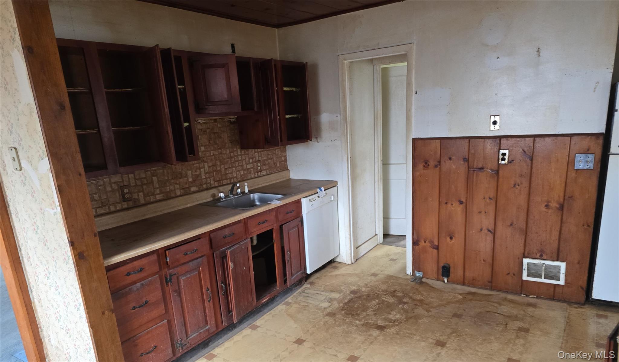 Single Family Pond Orange County, NY 12586, MLS-927630-9