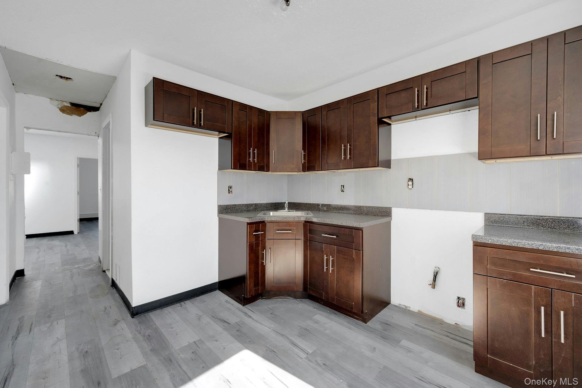 Single Family 172nd  Bronx, NY 10472, MLS-927639-15