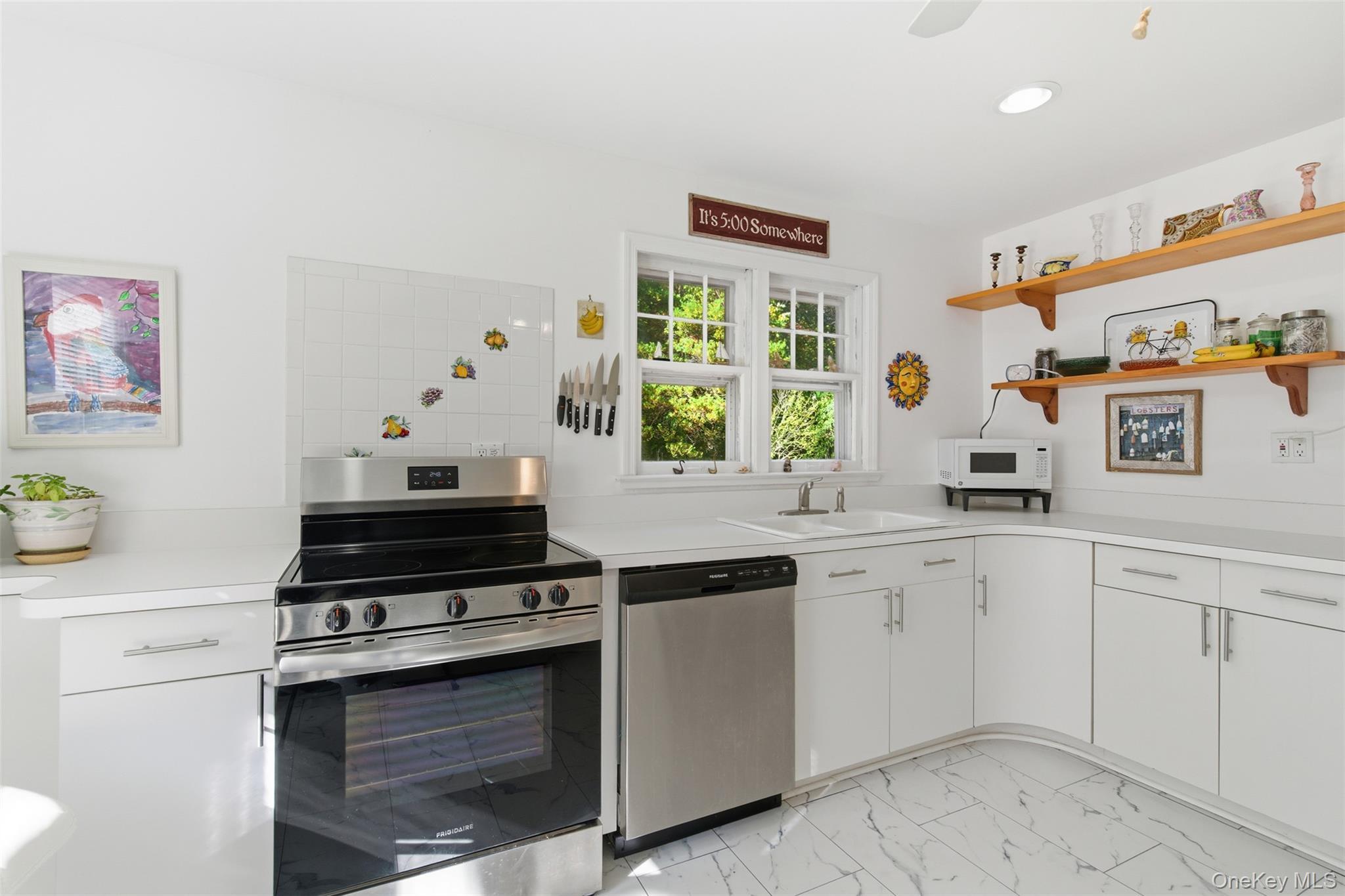 Single Family Lewis  Suffolk County, NY 11746, MLS-927643-7