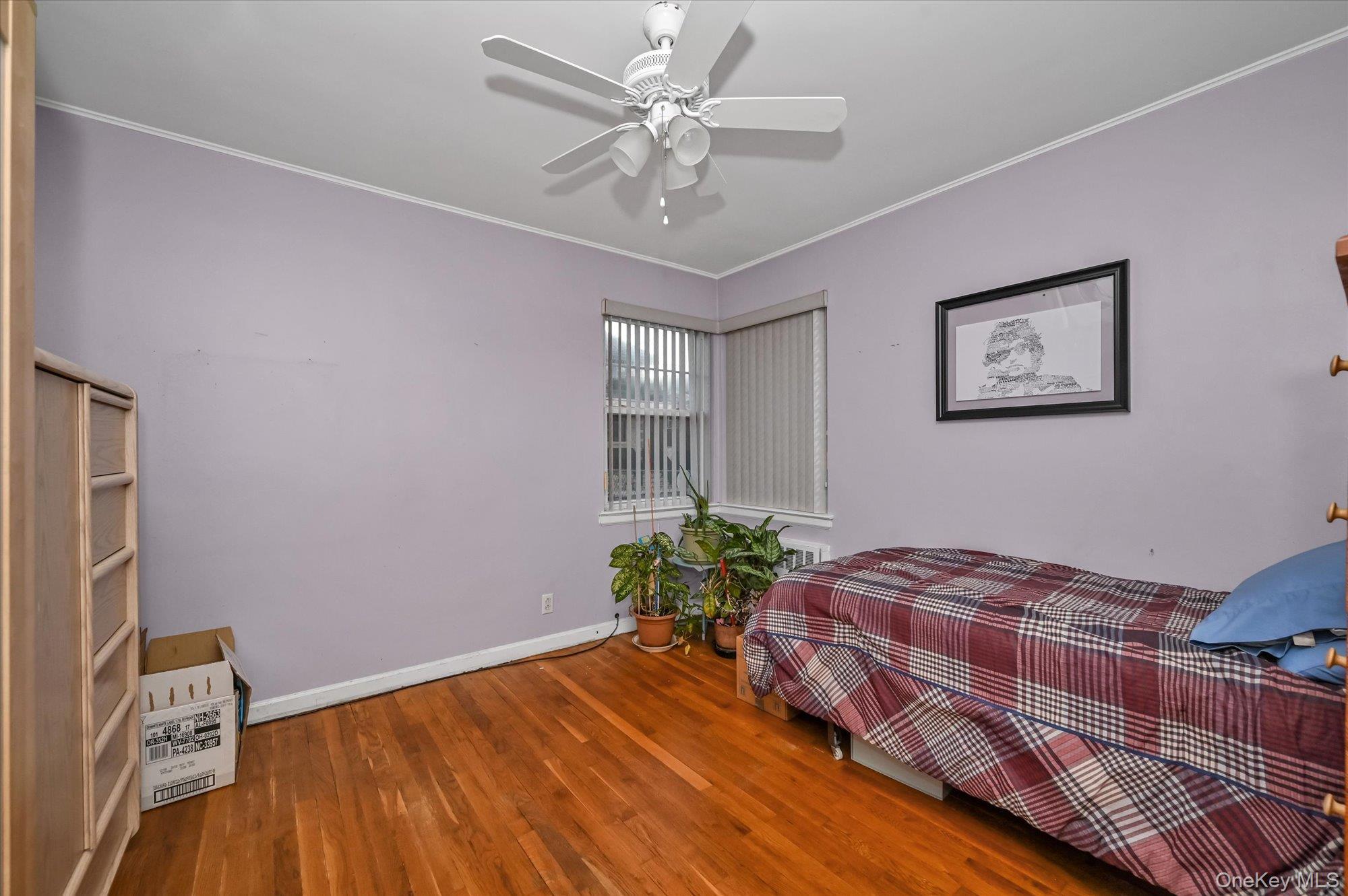 Single Family 27th Queens, NY 11354, MLS-927648-12