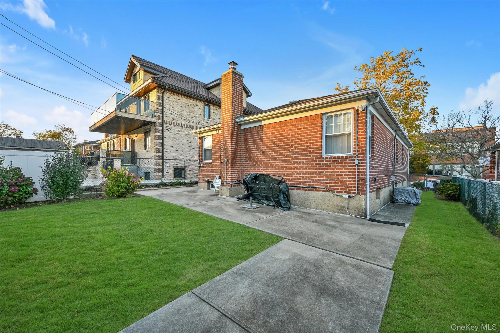 Single Family 27th Queens, NY 11354, MLS-927648-20