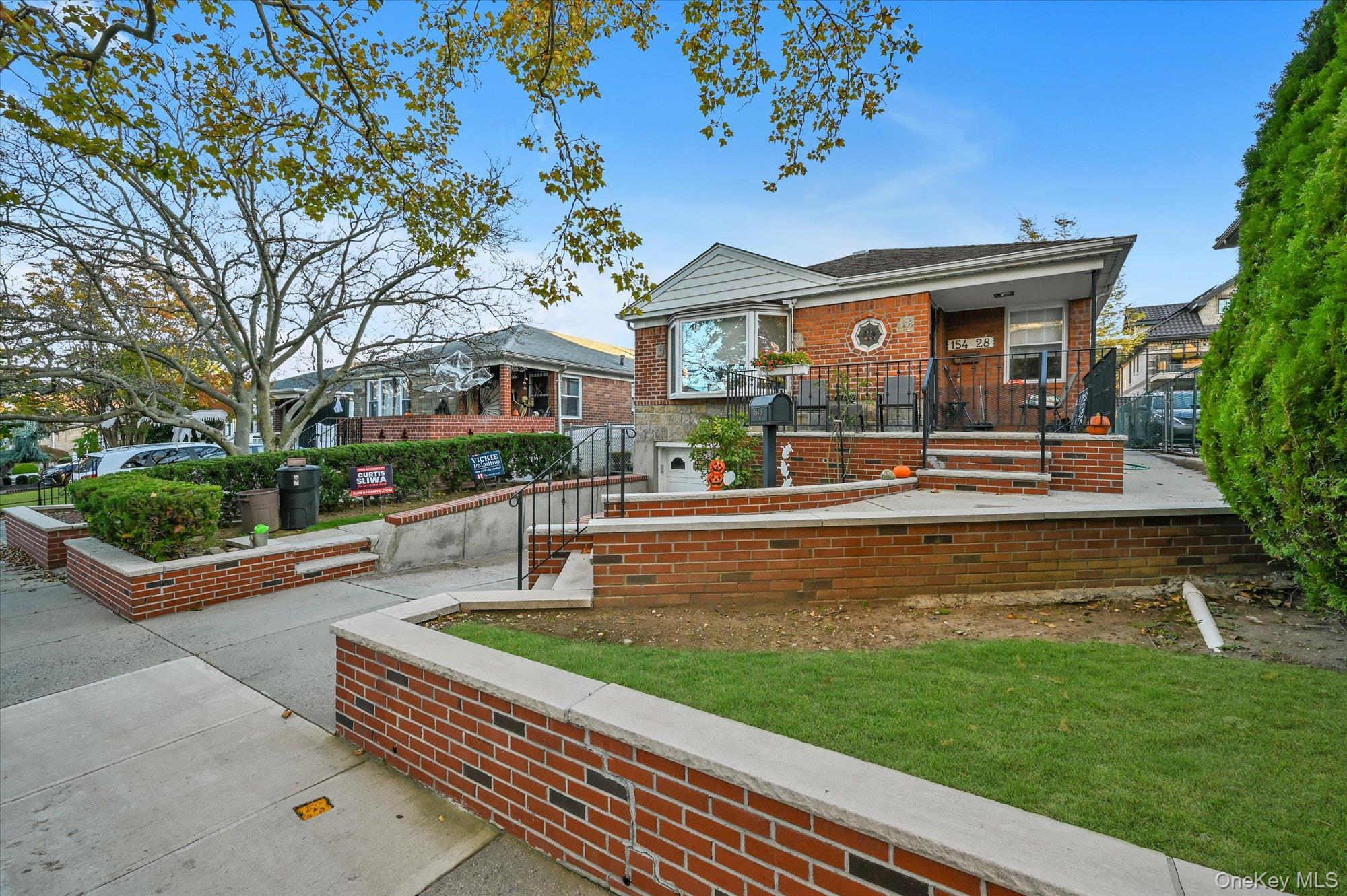 Single Family 27th  Queens, NY 11354, MLS-927648-21