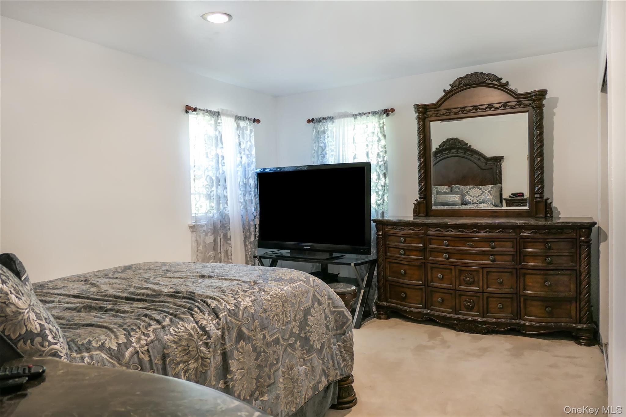 Single Family Wards  Suffolk County, NY 11713, MLS-927651-13