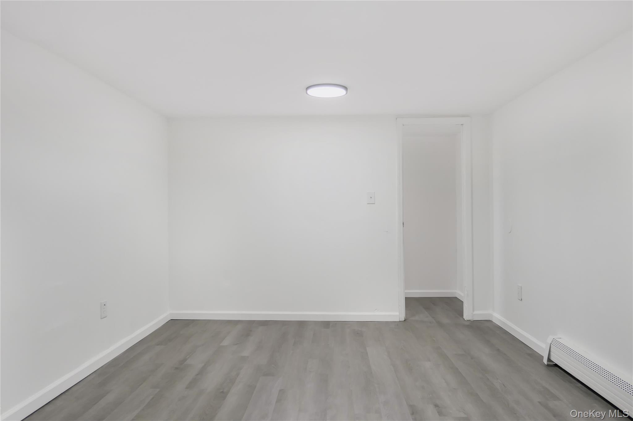 Single Family Wards  Suffolk County, NY 11713, MLS-927651-25