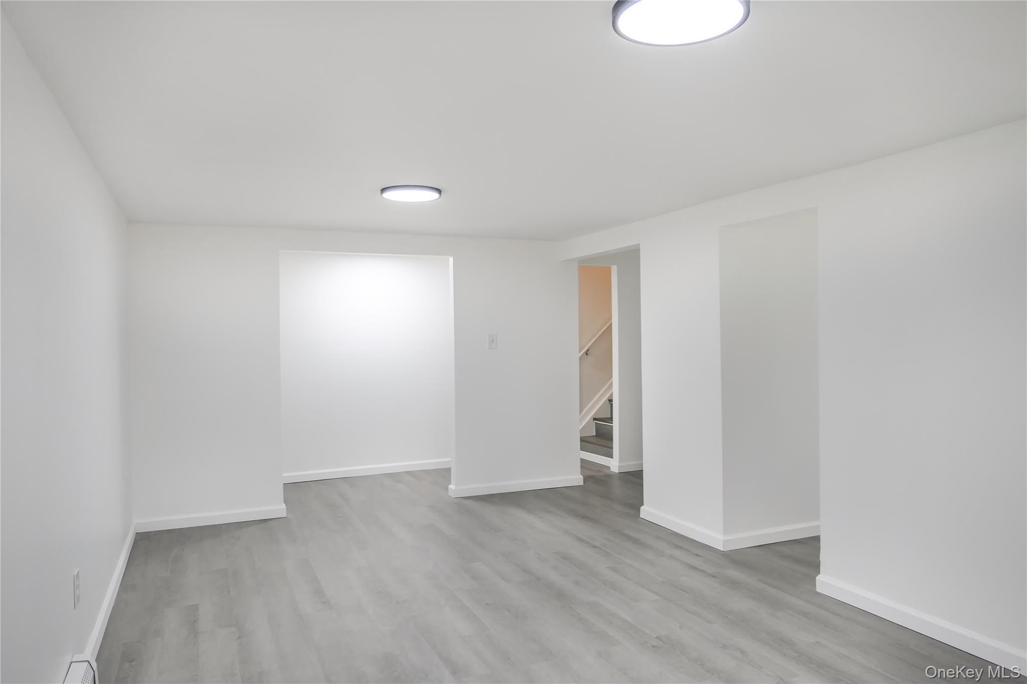 Single Family Wards  Suffolk County, NY 11713, MLS-927651-30