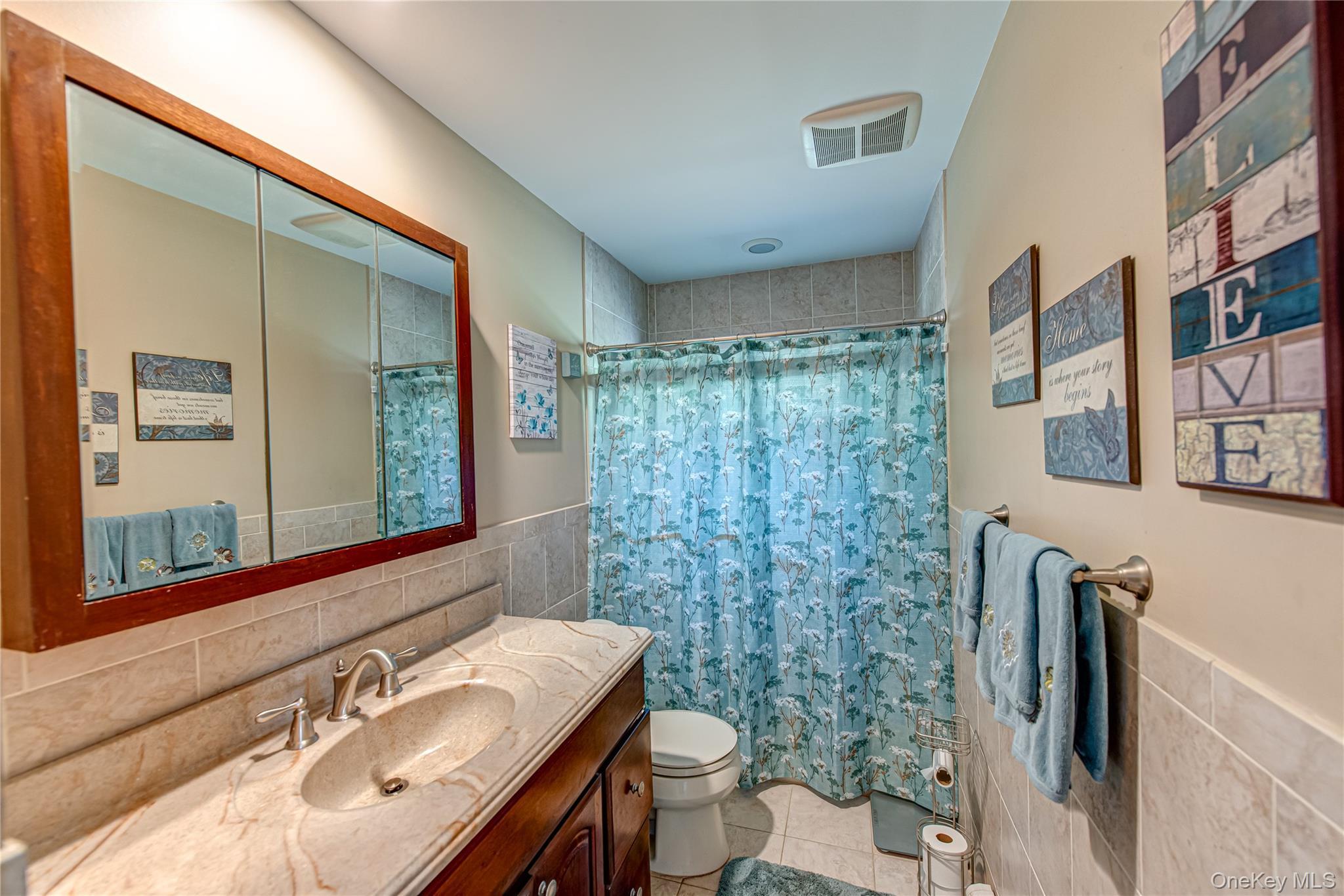 Single Family Wyandotte  Suffolk County, NY 11784, MLS-927660-11